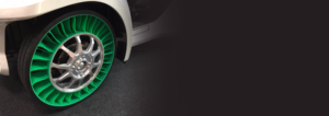 zöld kerék autórészlettel